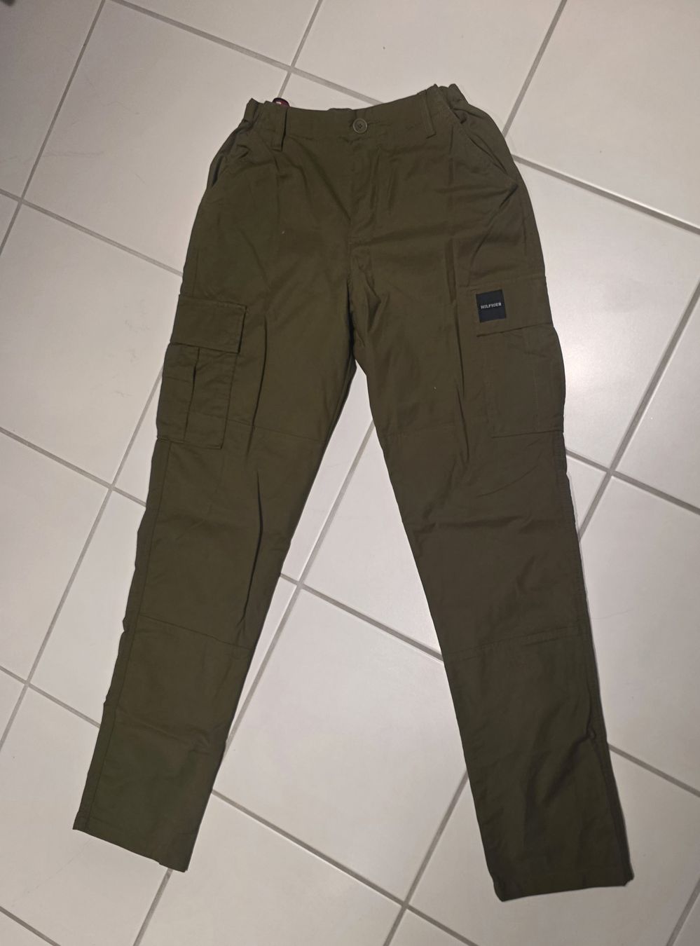 Tommy Hilfiger Hosen: tommy hilfiger, grösse 176 – Neu (gemäss Beschreibung) aus Mollis von DaKo79