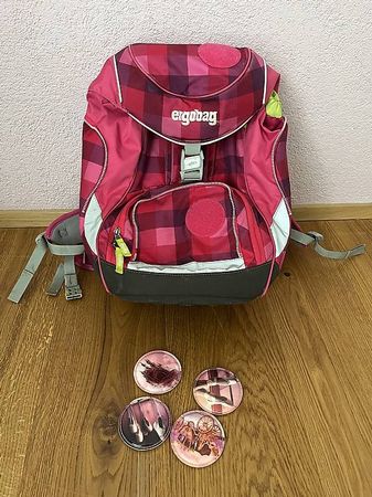 Ergobag mit vielen Kletties