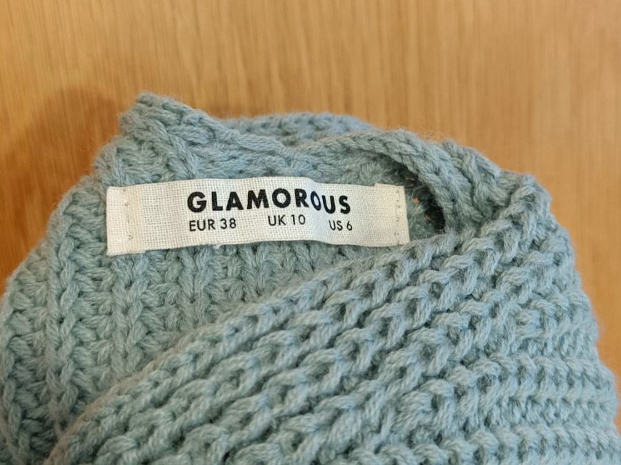 Maglioni & Felpe: Türkiser Strickpullover Glamorous Gr. 38 Rückenfrei – Usato da Zürich venduto da Atelier.Second 1
