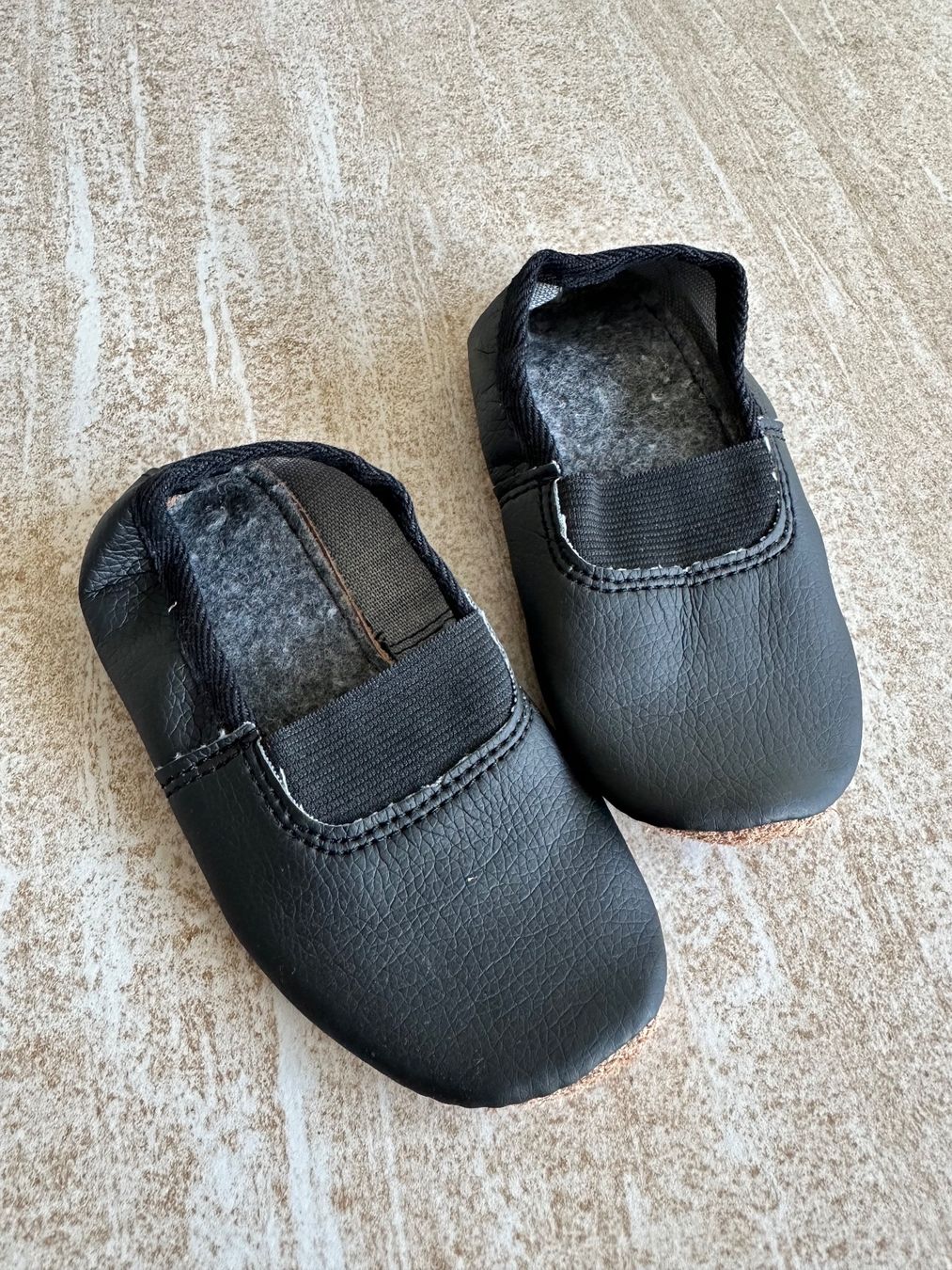 Scarpe per ragazzi: Lederfinken - schwarz – Nuovo (secondo la descrizione) da Dübendorf venduto da liism