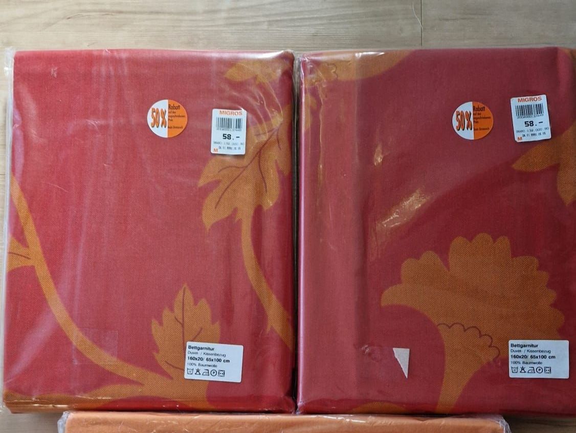 Bettwäsche: Bettgarnitur – Neu und originalverpackt aus Riehen von Vaniisha13
