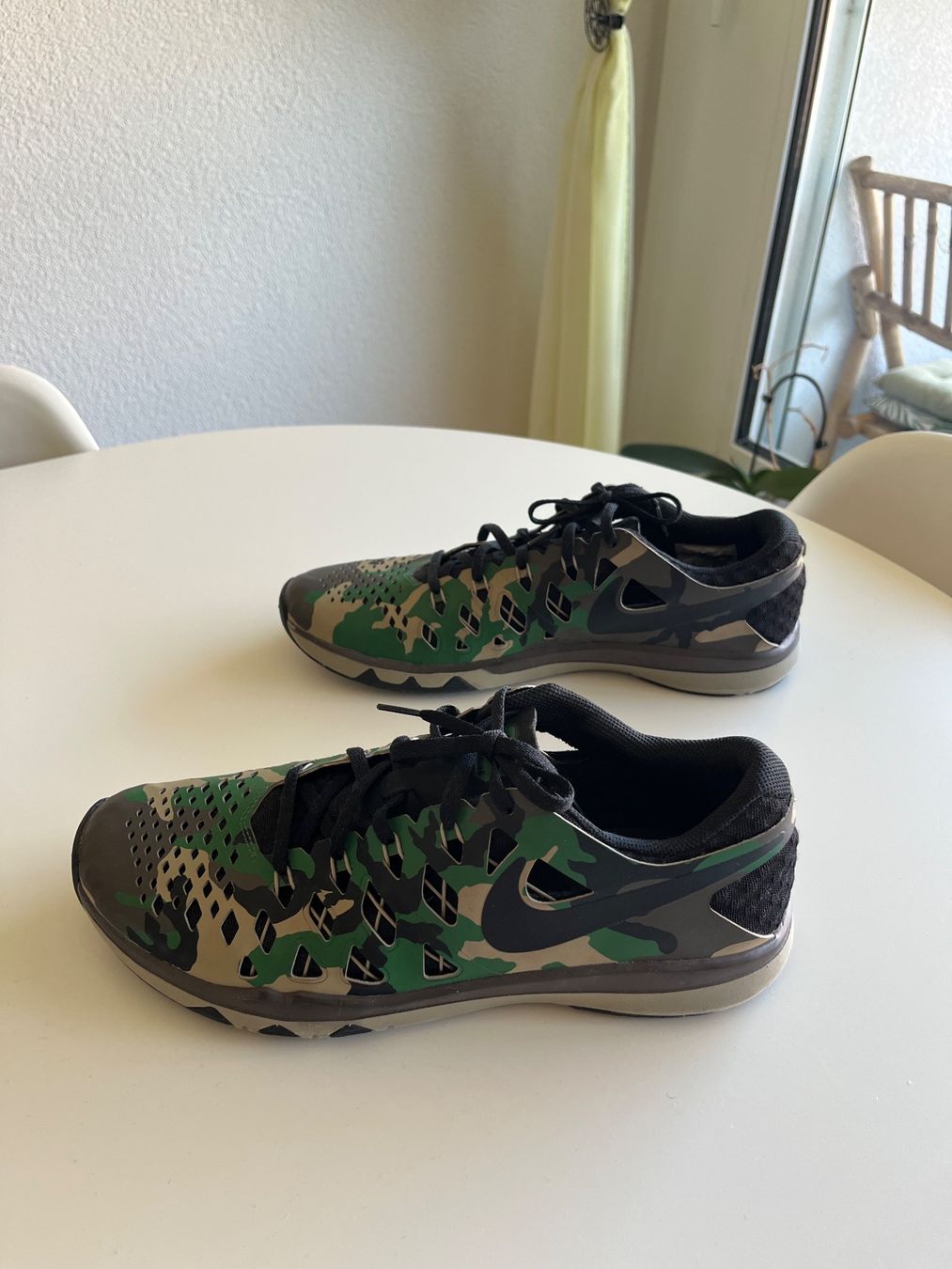 Nike Chaussures hommes: Nike Train Speed 4 Camo – D'occasion à Bern par TempusHelvetica 3
