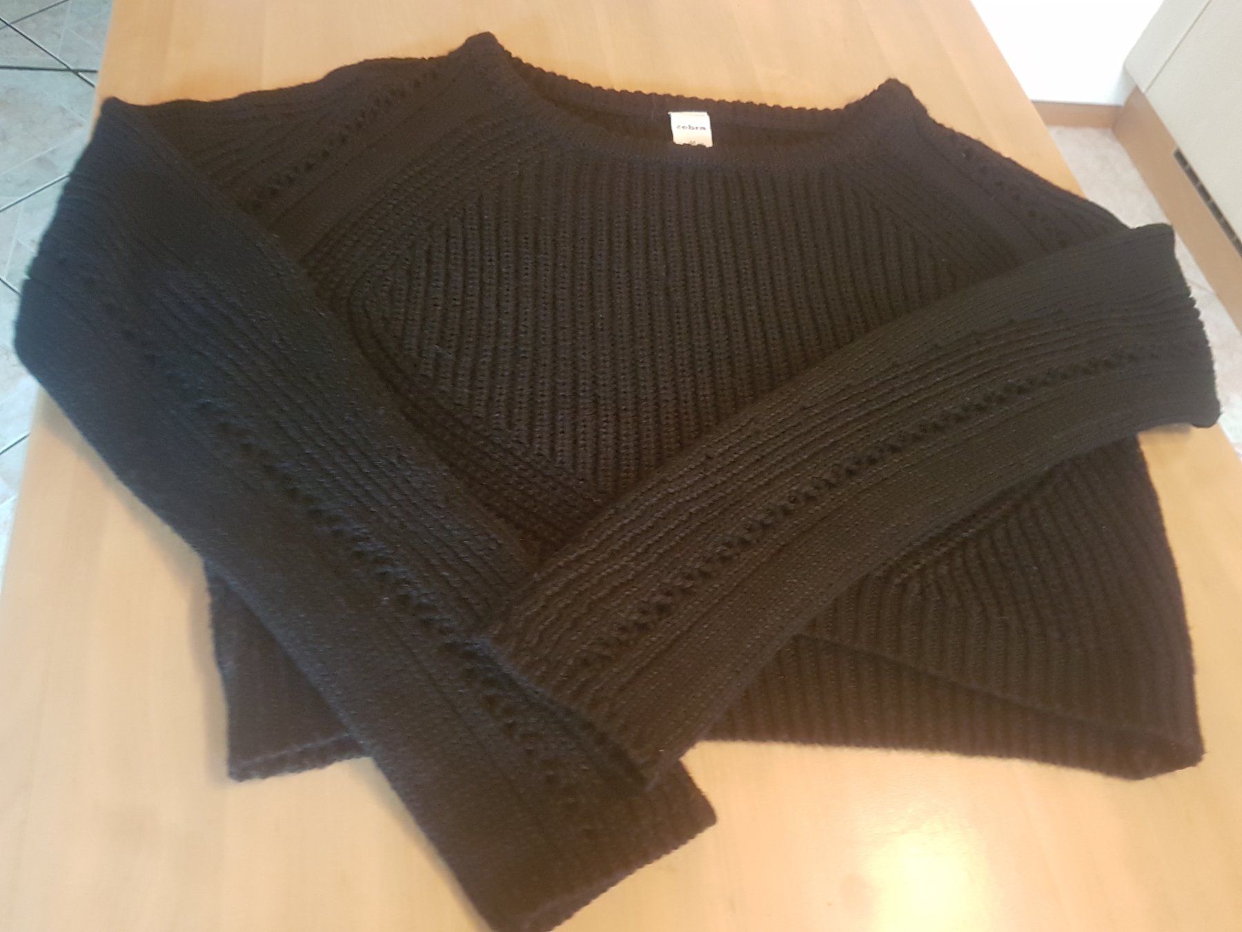 Zebra Pullover & Sweatshirts: Pull taille M marque Zebra – Gebraucht aus Villiers von san_jn5w