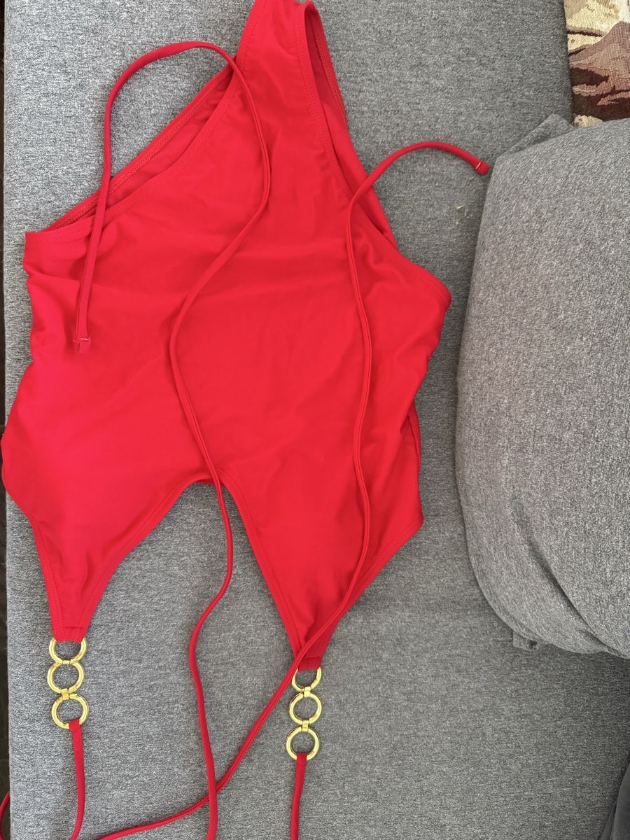Badekleider & Bikinis: Badeanzug in Gr. S / Bikini / neu! – Neu (gemäss Beschreibung) aus Olten von ale_nb2x 1