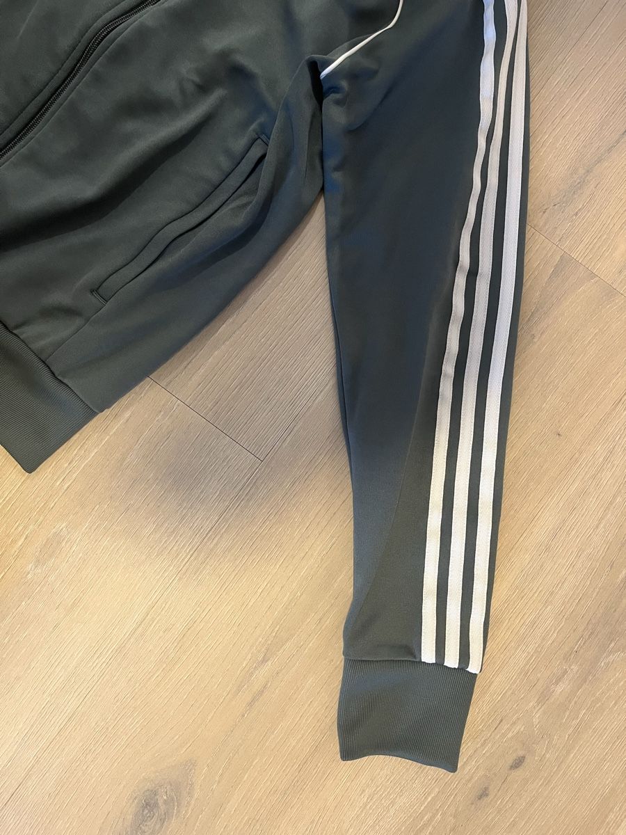 Adidas Giacche: Trainerjacke Adidas anthrazit S neu – Nuovo (secondo la descrizione) da Birrwil venduto da vanyboo 2