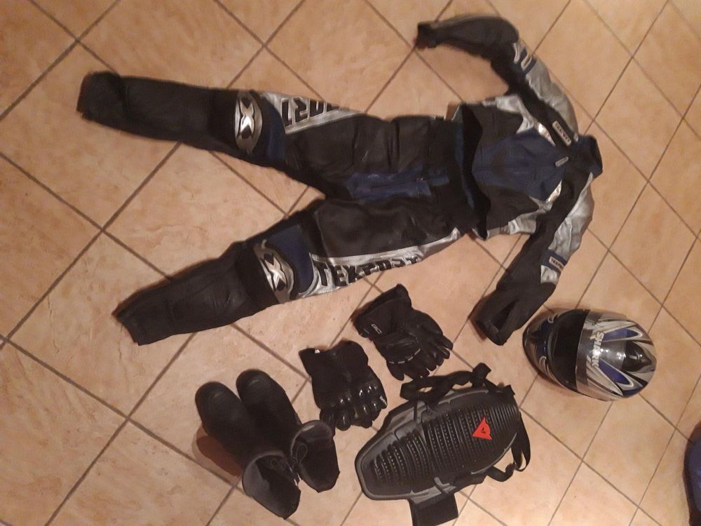 Komplette Motorradbekleidung, Töffbekleidung Leder Kombi Kaufen auf Ricardo