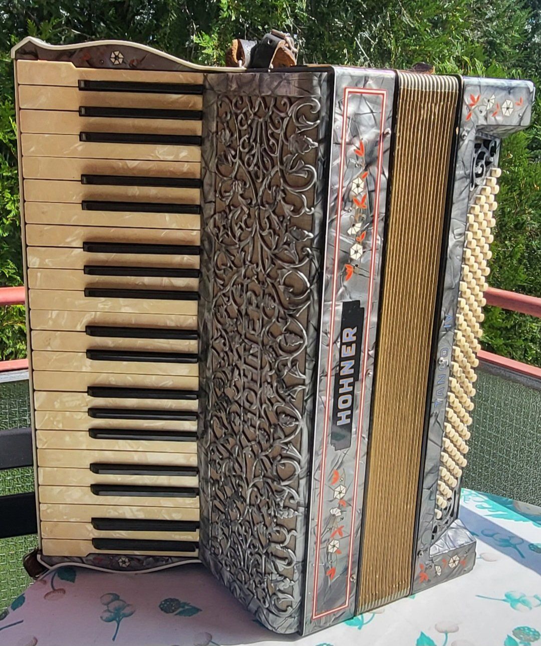 Strumenti musicali: hohner Tango IV 4 voix rare – Usato da Penthalaz venduto da EvandroLuz 1
