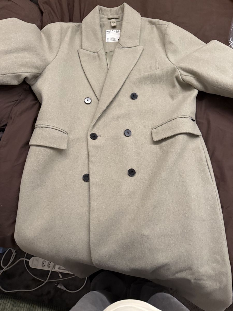 Cappotti: Frank and Oak Coat – Usato da Châtelaine venduto da Chouchou_21 2