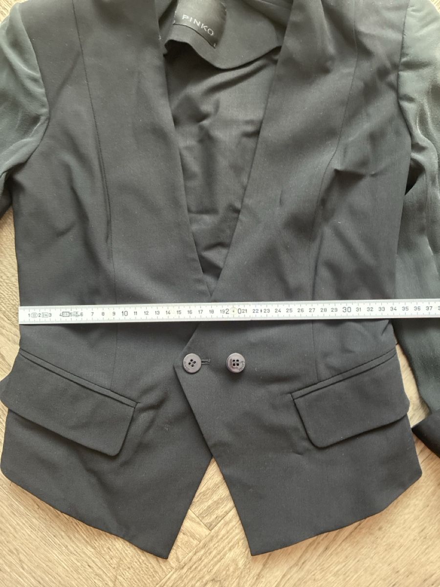 Pinko Giacche: Pinko Blazer Schwarz Groesse 36 guter Zustand – Usato da Zürich venduto da Dsire 5