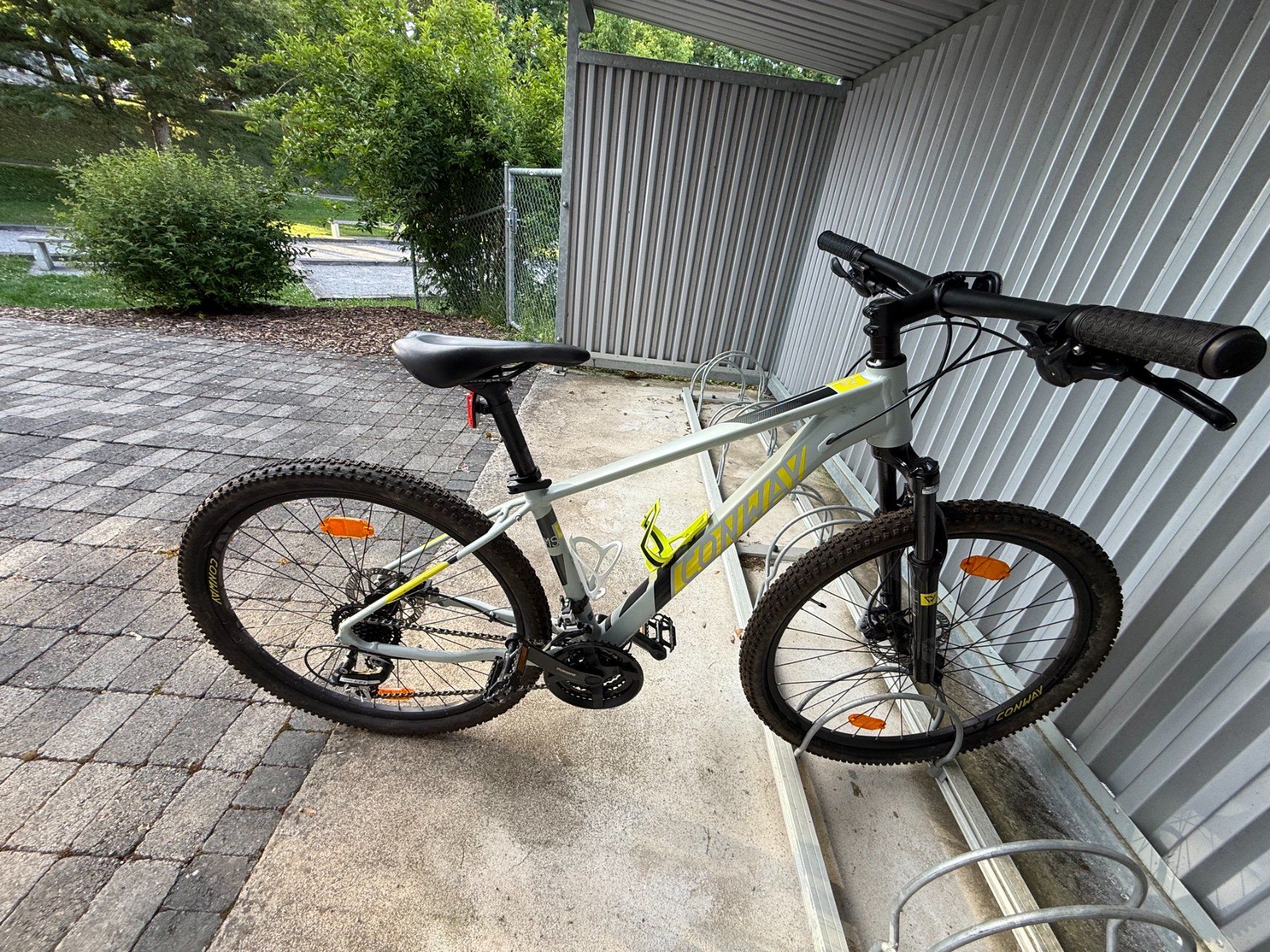 Biciclette: VTT Conway gris jaune taille M état comme neuf – Usato da Fribourg venduto da odandois 1