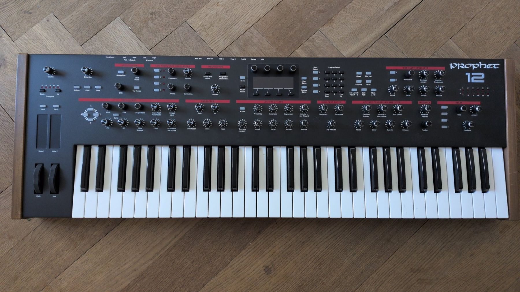 Strumenti musicali: DSI Dave Smith Instruments Prophet 12 – Usato da Bern venduto da archer.hostettler