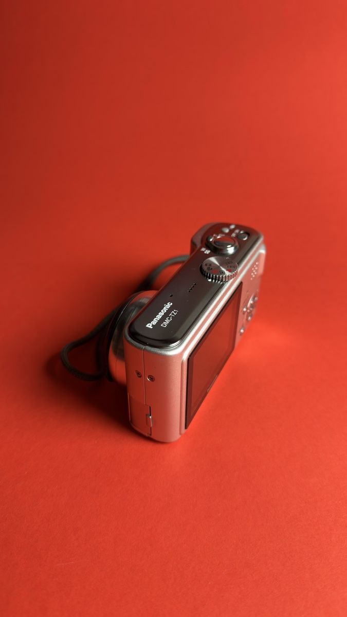 Panasonic Fotocamera: Kompaktkamera Panasonic Lumix DMC-TZ1 – Usato da Rümlang venduto da VlakhSV 3