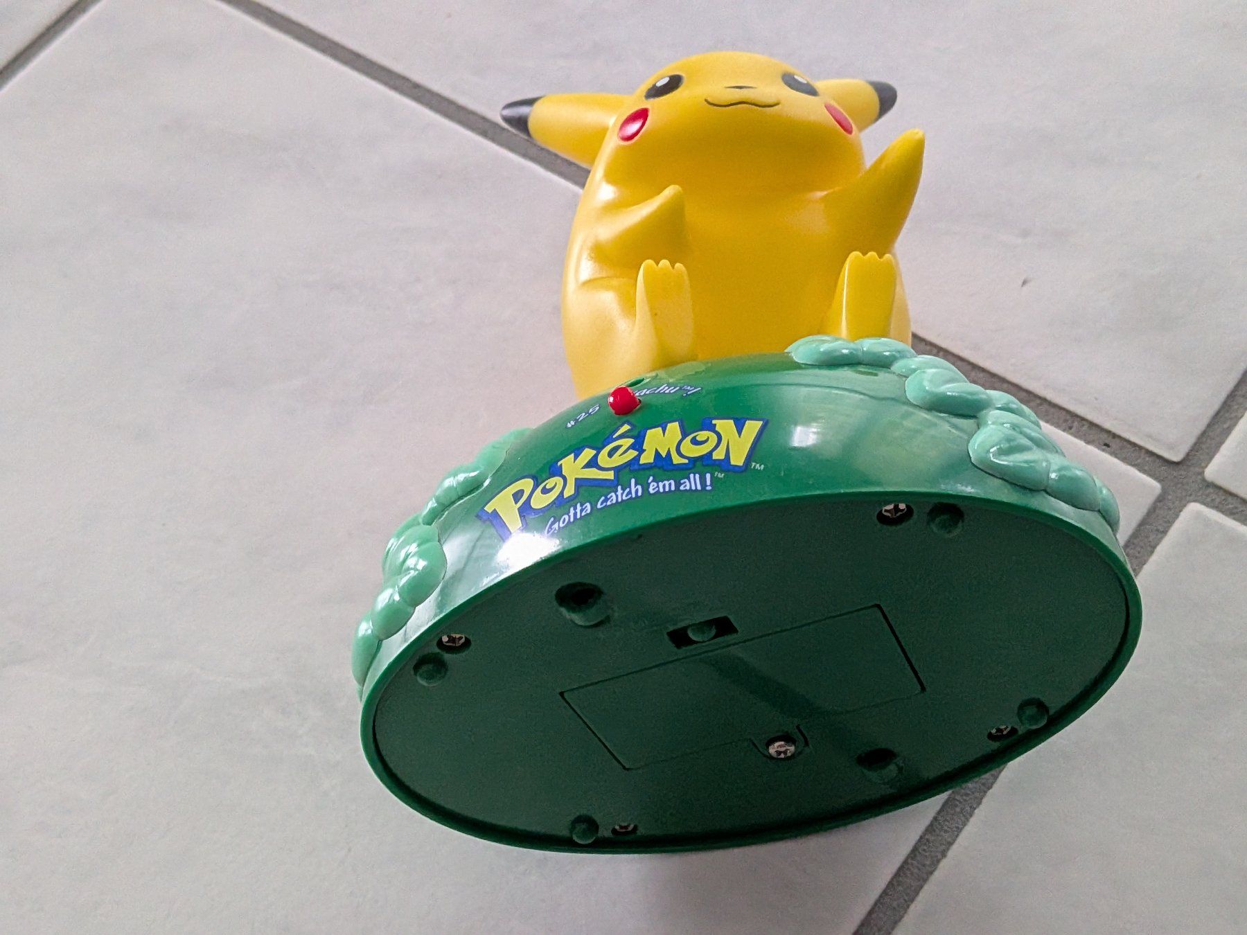 Pokémon Spielzeuge: Pokémon Pikatchu Türsteher – Gebraucht aus Wädenswil von Mamacita60 2