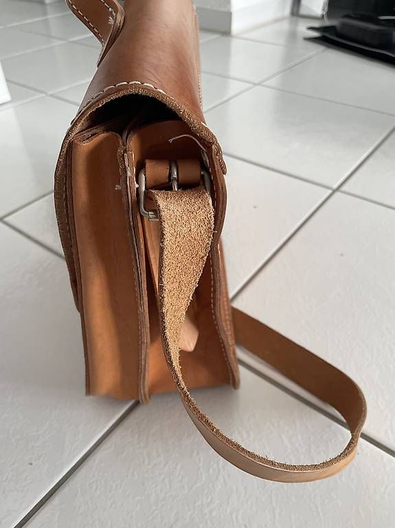 Borse: Wundeschöne Echtleder Tasche – Usato da Uster venduto da avl_p867 3