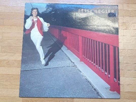 Vinyles: Vinyl Betty Legler – D'occasion à Bottighofen par Miatax5