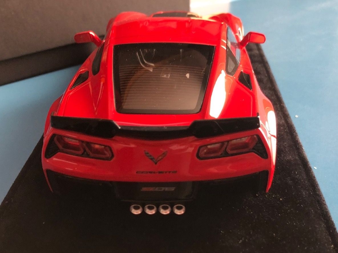 GT Spirit Modellini d'auto: Chevrolet Corvette C7 1/18 – Nuovo e nell'imballaggio originale da Obergösgen venduto da Camaro_zl1 5