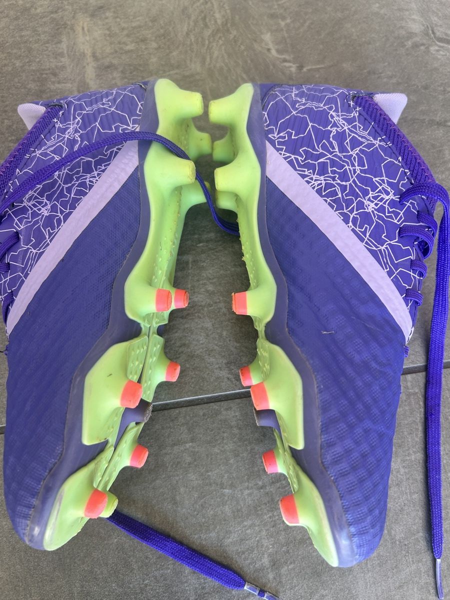 Decathlon Scarpe per ragazzi: Fussbalschuhe Kipsta Gr. 35 – Usato da Törbel venduto da man_2n22 2