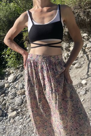 Top nero corto estivo con lacci, taglia unica, stile bohochi