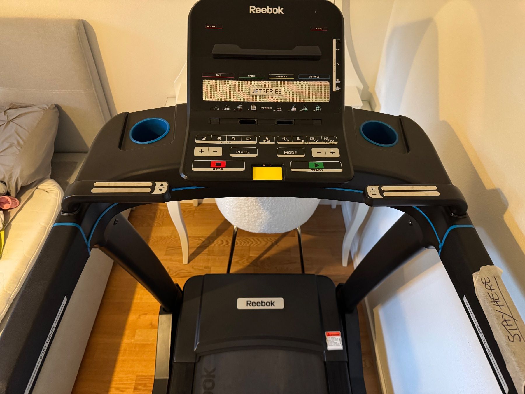 Lade-, Silier- & Transportwagen: Laufband Reebok JET Series – Gebraucht aus Mägenwil von zah_n7jn 1