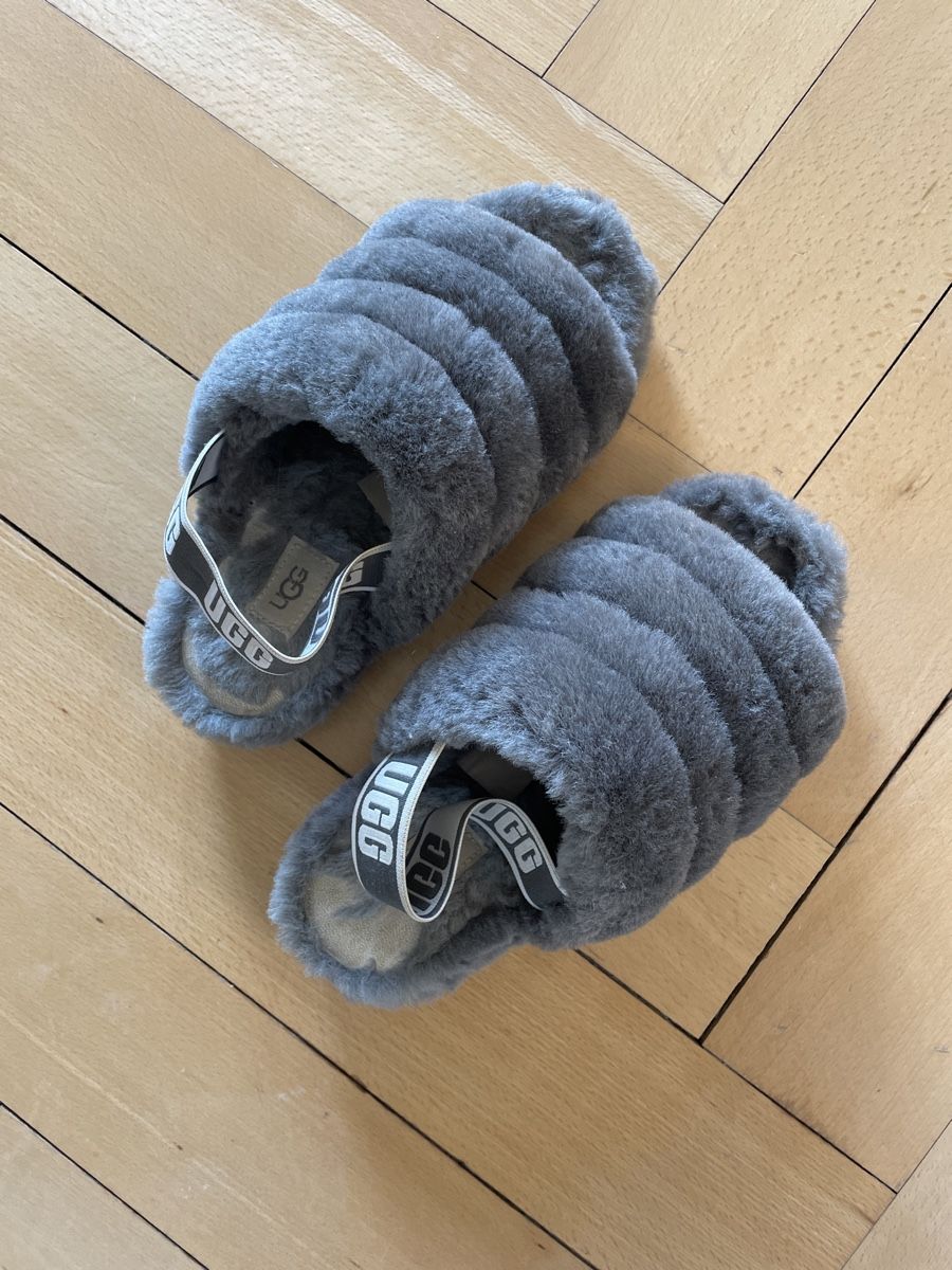 Ugg Scarpe da donna: UGG Finken – Nuovo (secondo la descrizione) da Zug venduto da juliechiara