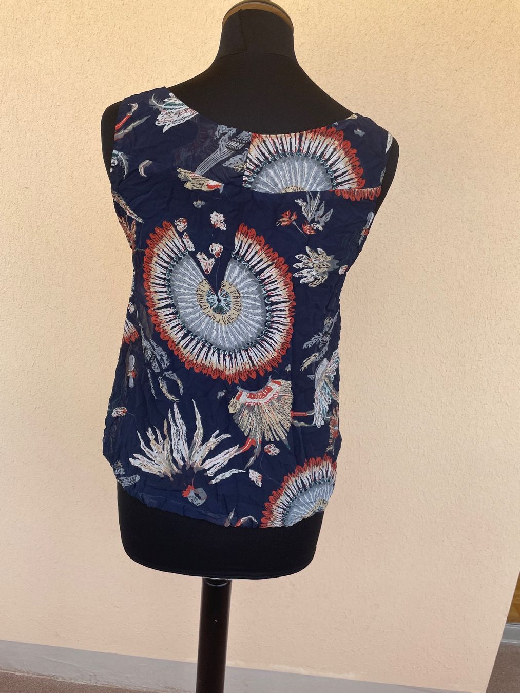 Nile Top: Joli Top Nile, taille S – Usato da Vevey venduto da chr_5pvx 1