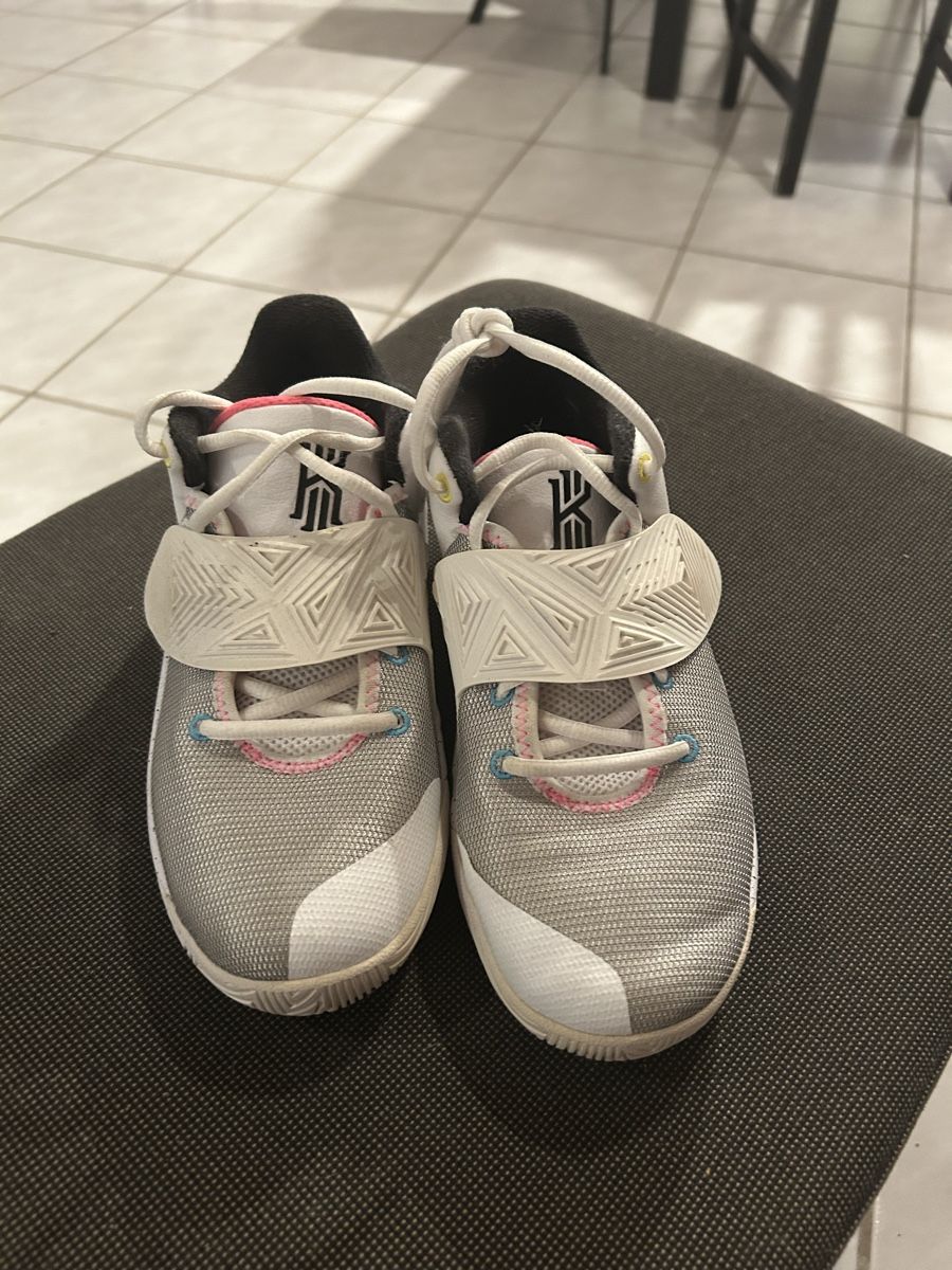 Nike Herrenschuhe: Basketball/Hallen-Turnschuhe – Gebraucht aus Bleienbach von lea_my5x 2