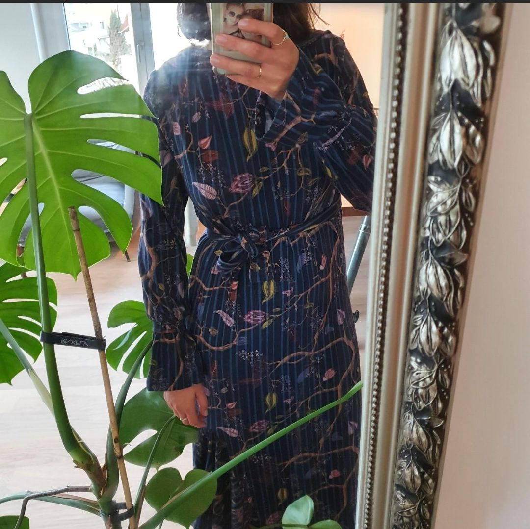 Vestiti: Lana Kleid – Nuovo (secondo la descrizione) da Schlieren venduto da RheaT 1