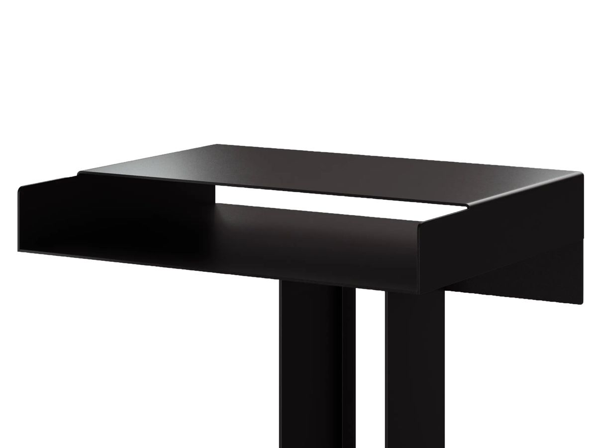 Comodini: New Tendency Meta Side Table Schwarz – Usato da Stäfa venduto da rap_8qwx 1