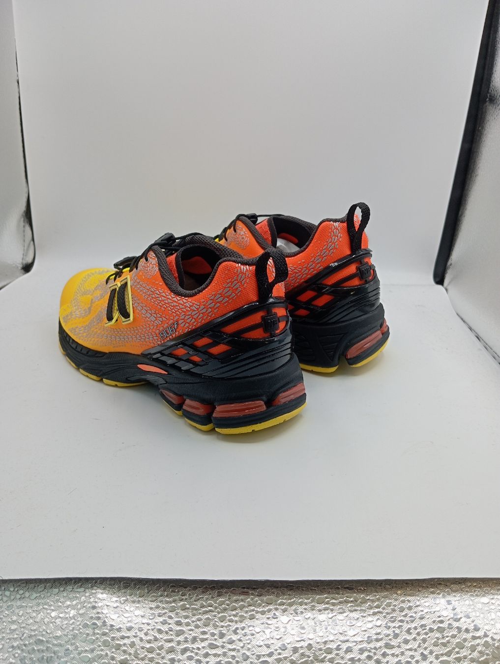 New Balance Scarpe da uomo: New Balance 1906 (EU41.5) – Nuovo e nell'imballaggio originale da Schaffhausen venduto da outlez 5