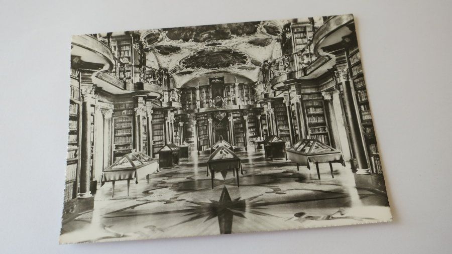 Cartoline postali: St. Gallen - Inneres der Stiftskirche – Usato da Jona venduto da centumprata