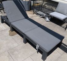 Sonnenliege mit Auflagen - Rattan Optik