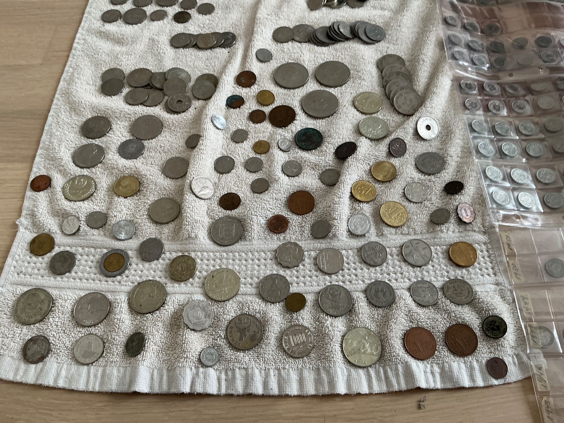 Tutti le monete: Mega Münzen Lot – Usato da Dietikon venduto da Numi2000 1