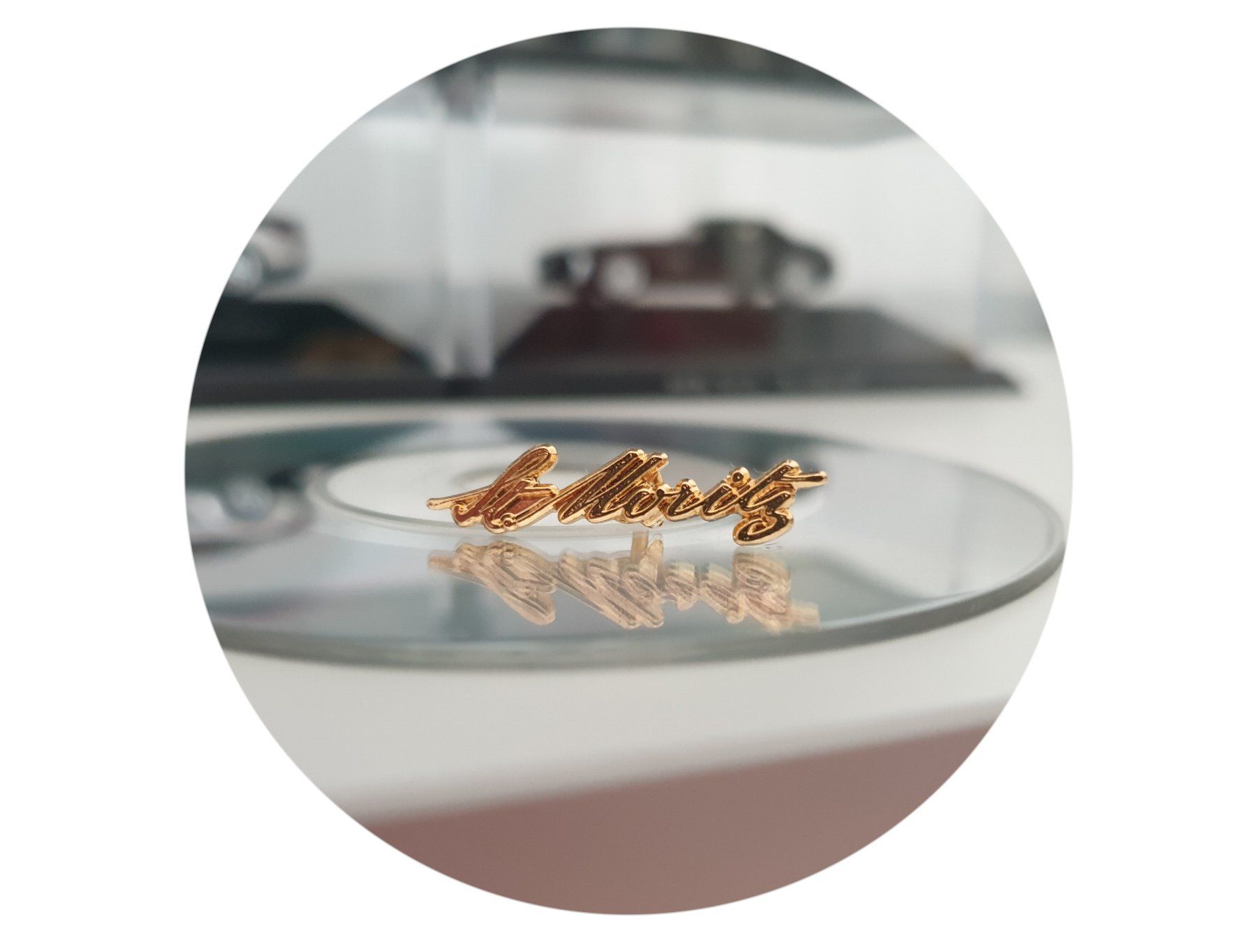 Placchette & Badge: ST. MORITZ - Pin – Nuovo (secondo la descrizione) da Viganello venduto da CARLiteratur