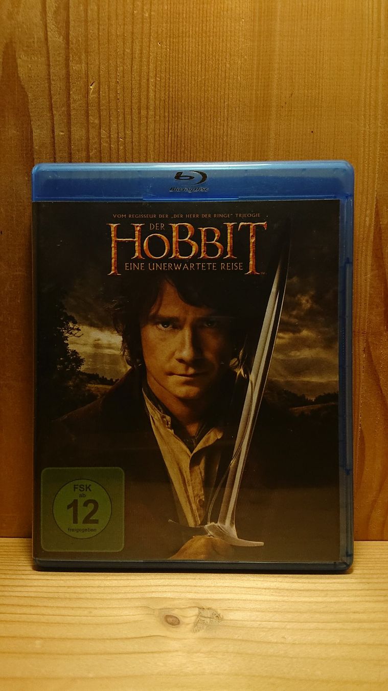 Tutti i DVDs: DER HOBBIT Eine Unerwartete Reise Blu-Ray – Usato da Wilderswil venduto da Exebub