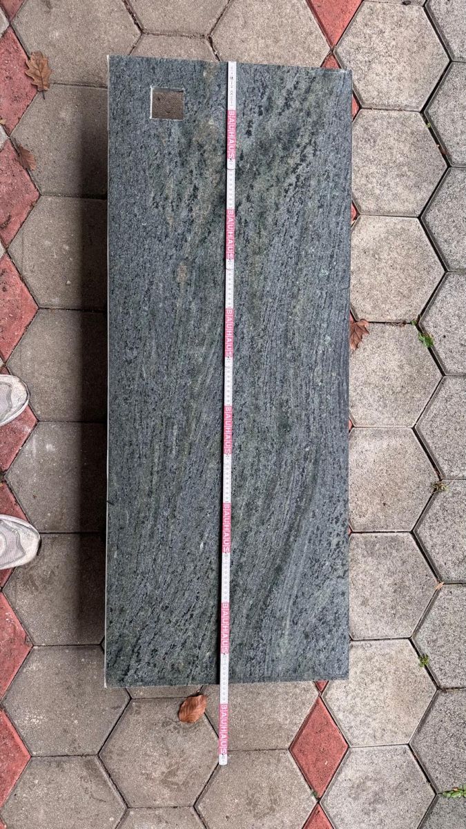 Steine & Dachziegeln: Granit – Gebraucht aus Winterthur von jes_l6g6 2