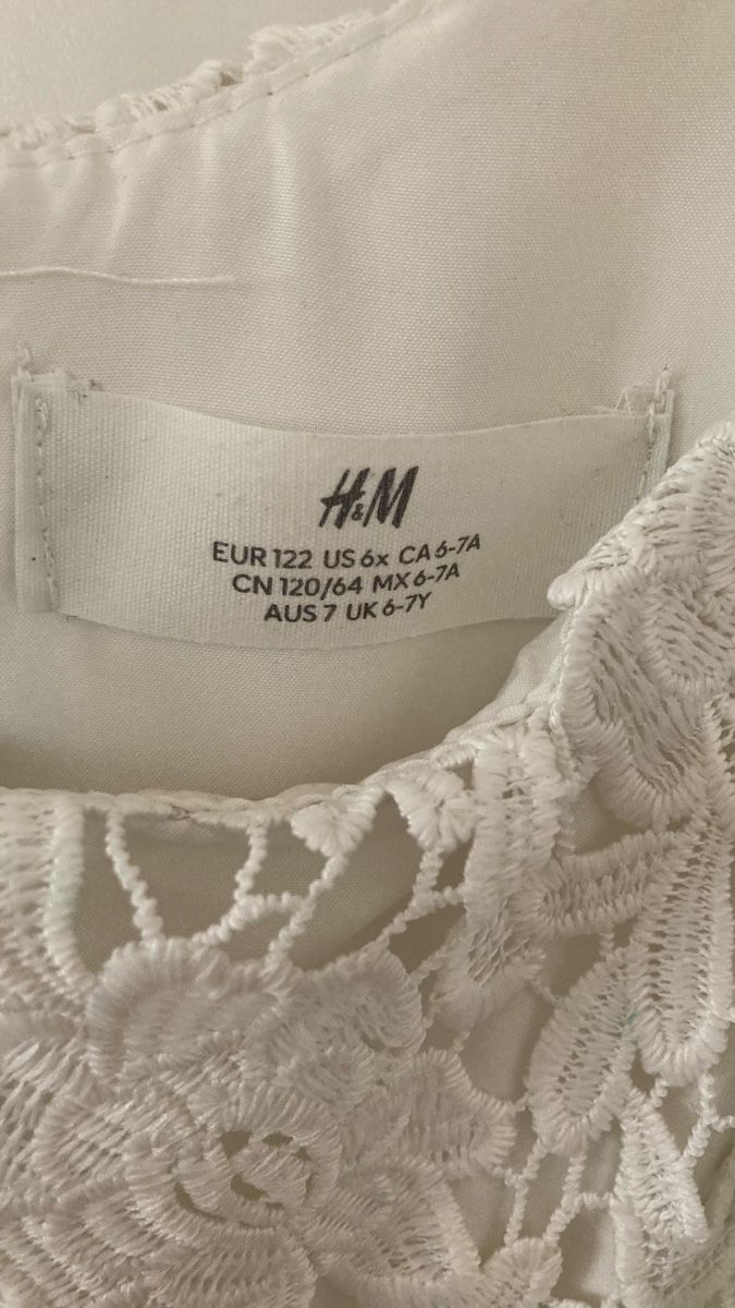 H&M Vestiti & Gonne: Tüllkleid mit Spitze, Gr. 122 – Usato da Hölstein venduto da Maramo 2