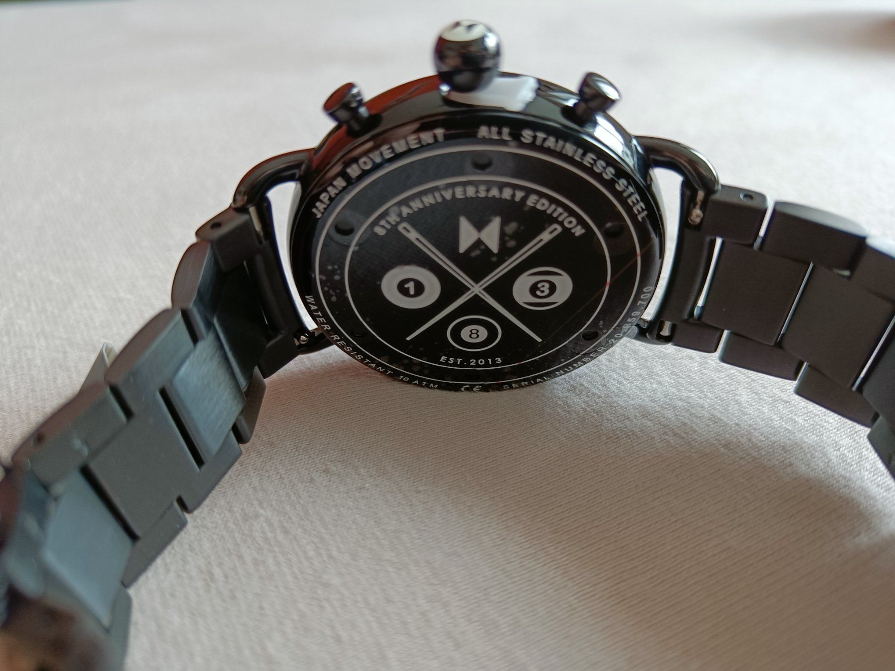 Orologi: MVMT Anniversary Watch Collection – Nuovo e nell'imballaggio originale da Sursee venduto da Smiste 8