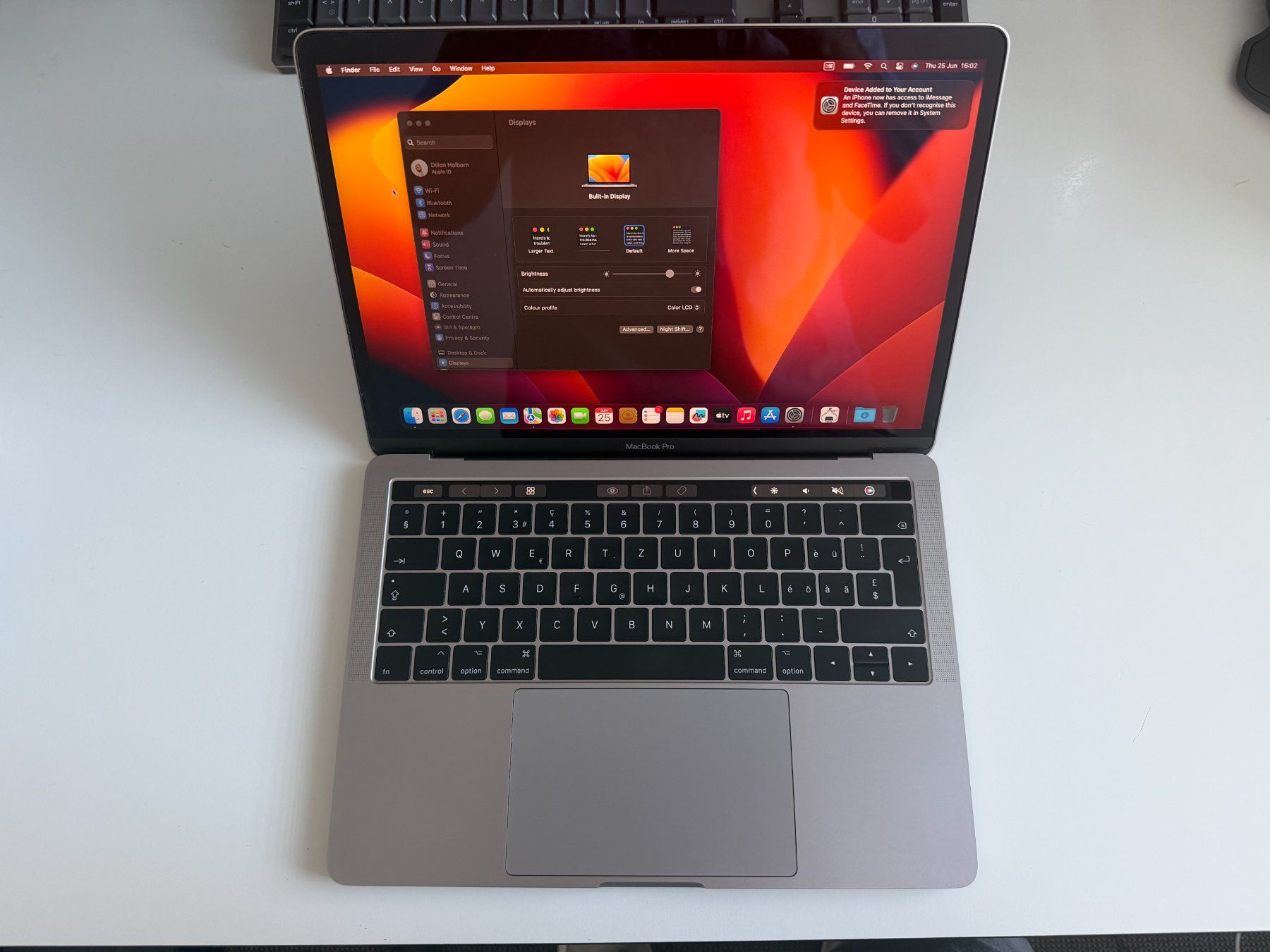 Apple Notebook: MacBook Pro 13" 2017 i7 / 16GB RAM / 1TB SSD / Touchbar – Usato da Laax GR venduto da il_8klkd