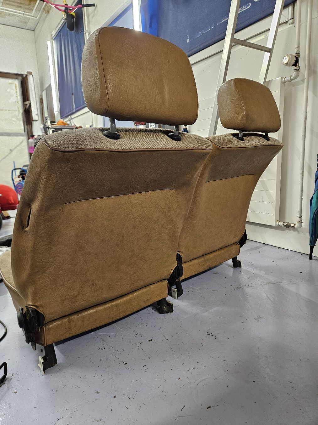 VW Toutes les pièces auto: VW Derby Sitze – Défectueux à Rupperswil par Goofy1.2 2