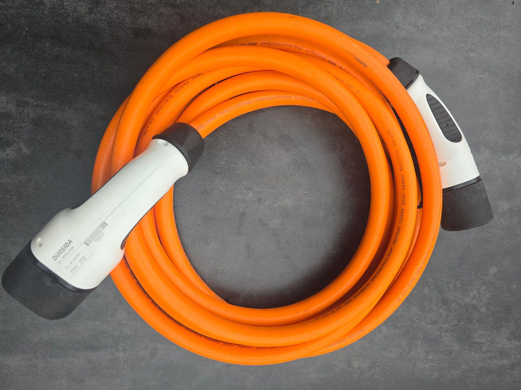 Kabel: Ladekabel 22kW Typ 2 – Gebraucht aus Spiez von Jubis
