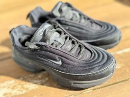 Nike Air Max Black - Size 35.5 - Stylish Autumn Shoes