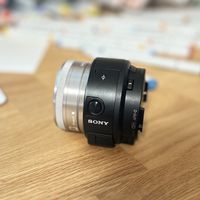 Sony QX1 Kamera mit Sony E 2.8/16 Objektiv - Perfekter Zusta