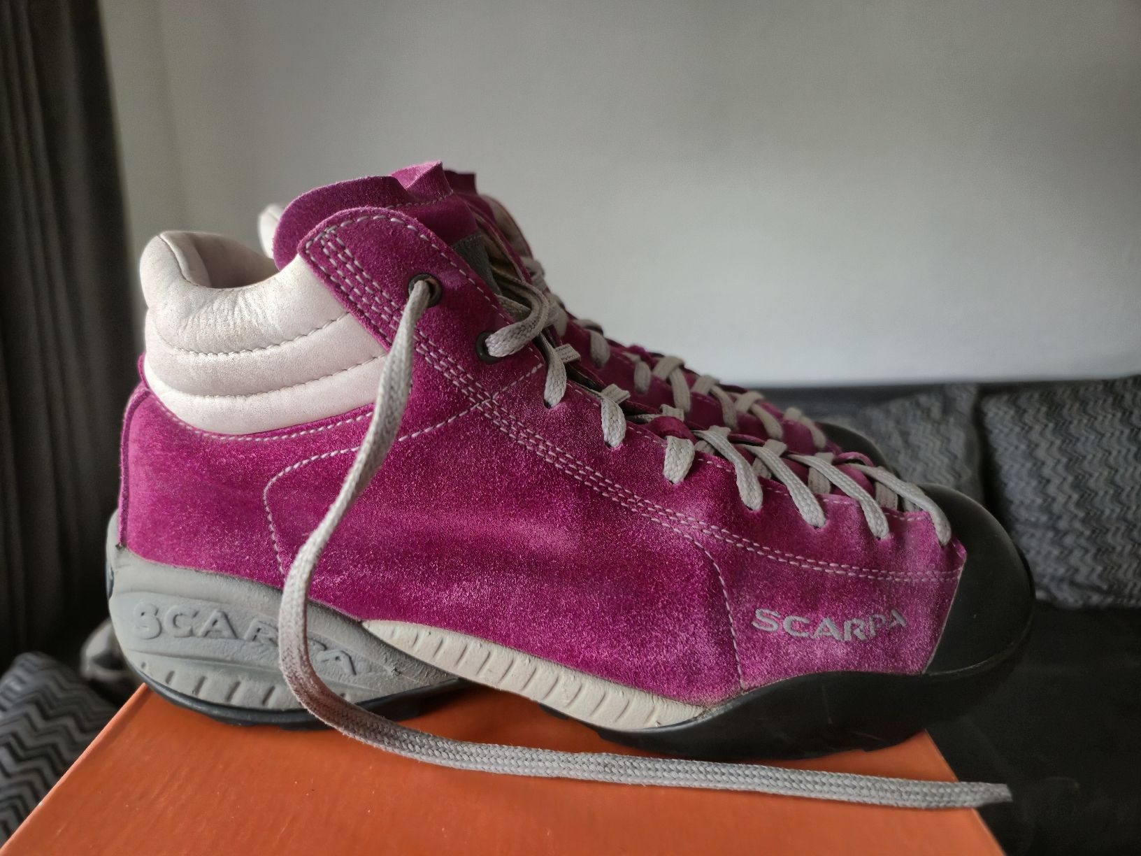 Scarpa Herrenschuhe: Wanderschuhe von Scarpa in der Grösse 38 – Gebraucht aus Wittenbach von tsc_5tyv 2