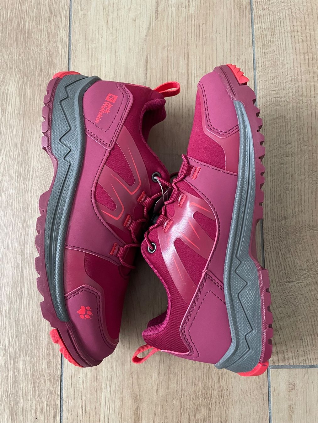 Jack Wolfskin Schuhe für Mädchen: Trekkingschuhe von Jack Wolfskin Gr. 36 NEU – Neu (gemäss Beschreibung) aus Waltenschwil von hansnine 4