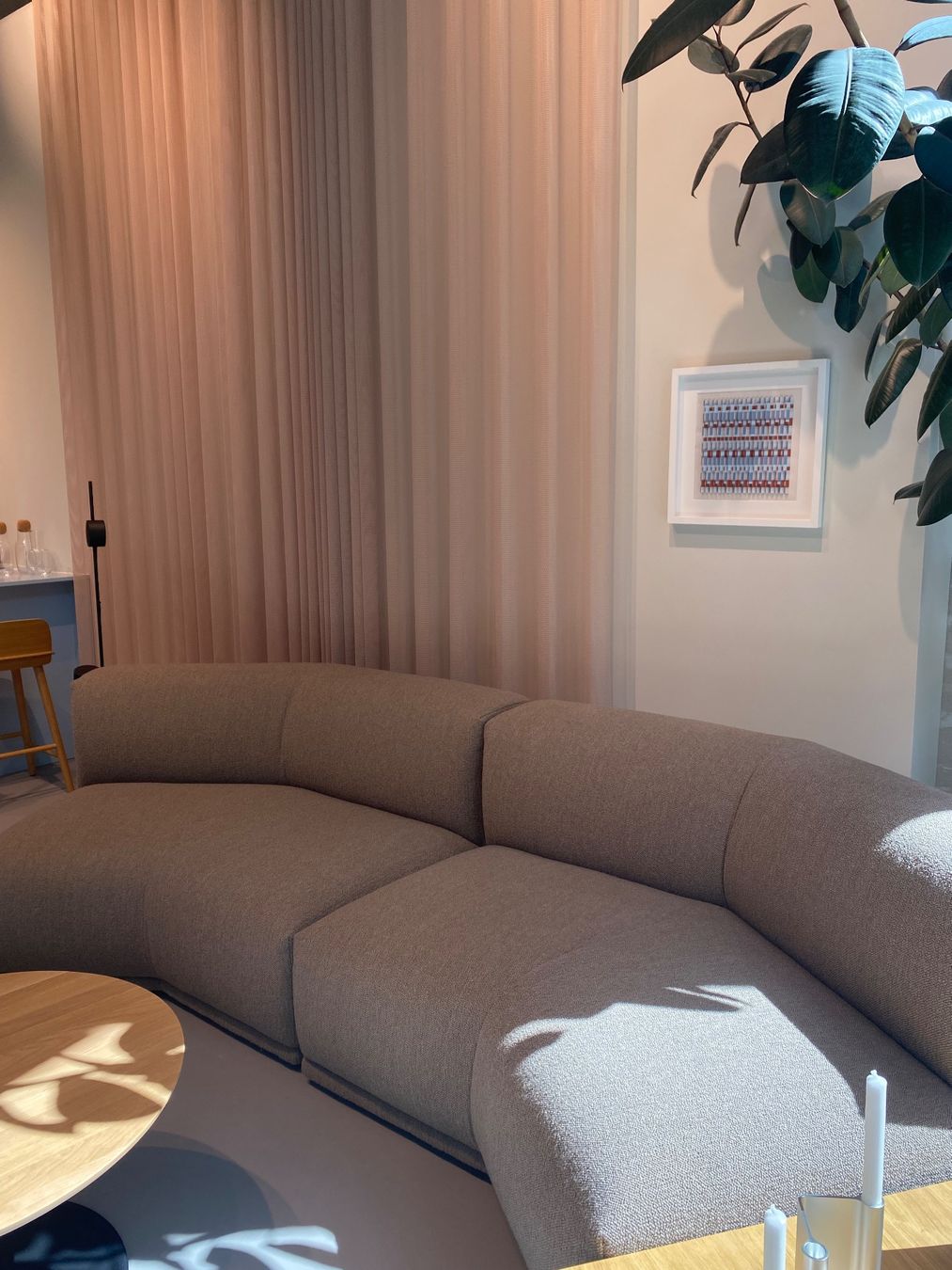 Muuto Sofas: Muuto - Connect Sofa – Gebraucht aus Zürich von NordicSale 2