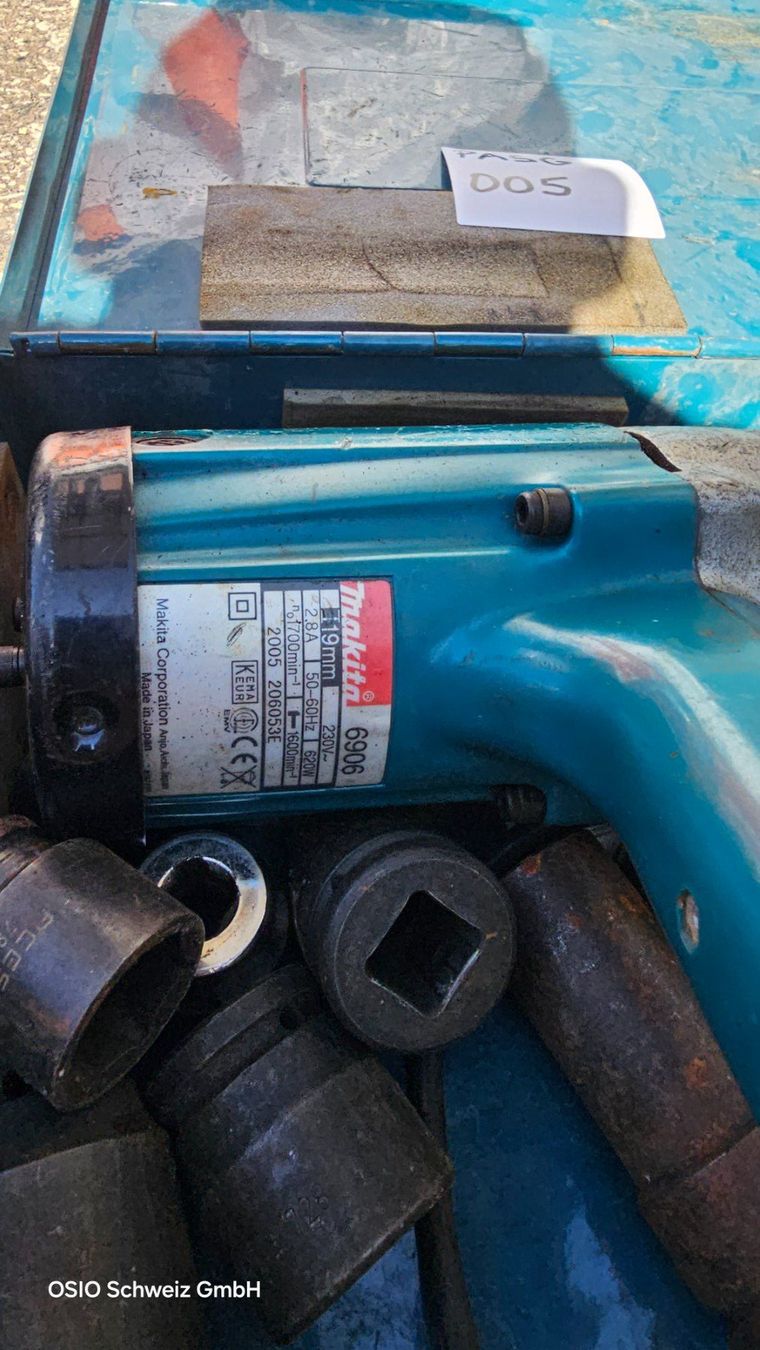 Makita Alle Werkzeuge: Schlagschrauber MAKITA 6906 620 W – Gebraucht aus Diessenhofen von Osio 1