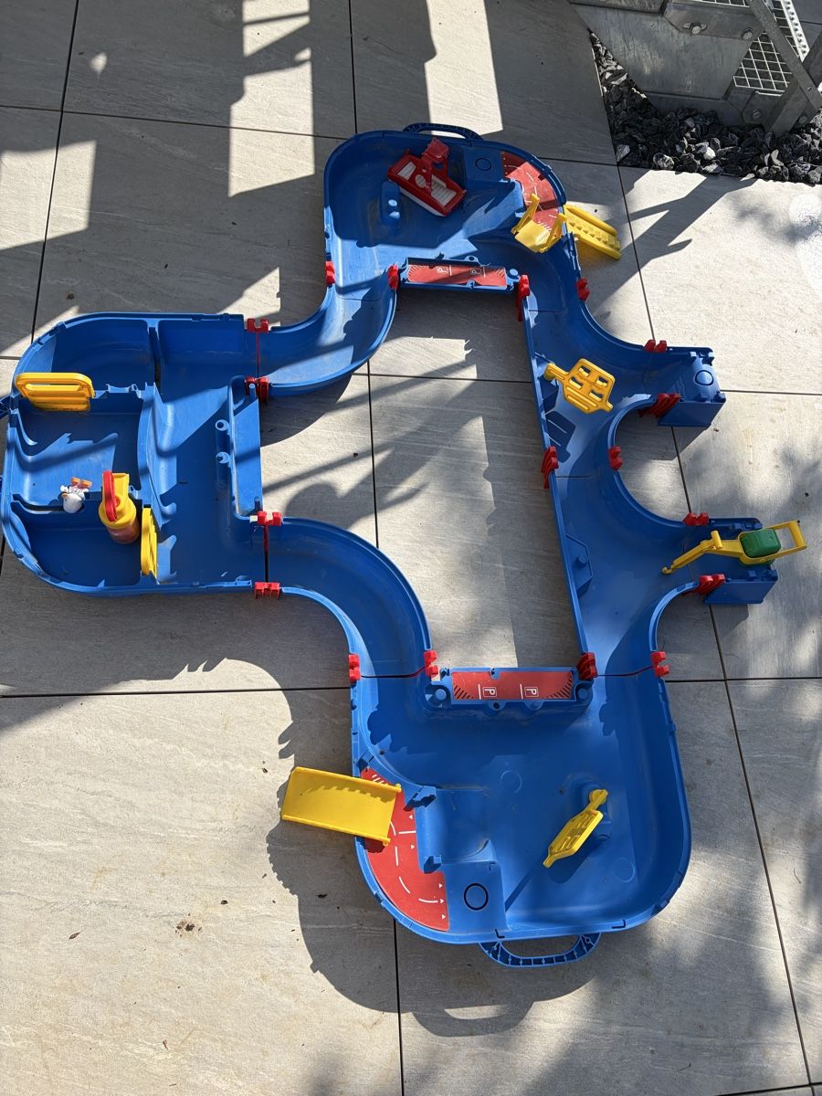Aquaplay Jouets: Aquaplay – D'occasion à Endingen par country_family 2