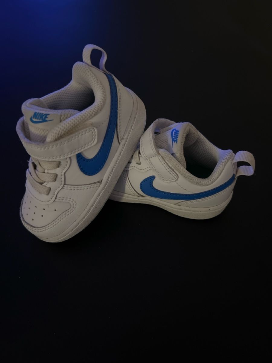Nike Scarpe per ragazzi: Kinder Nike Schuhe – Usato da Adliswil venduto da sch_pl69