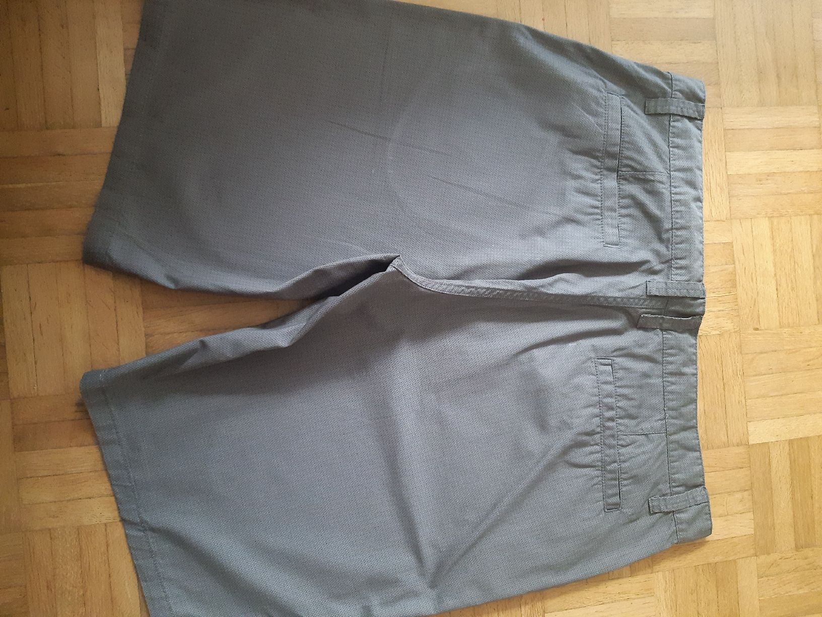 Pantaloni: Sommerkurzehosen – Usato da Aarau venduto da crissta 1
