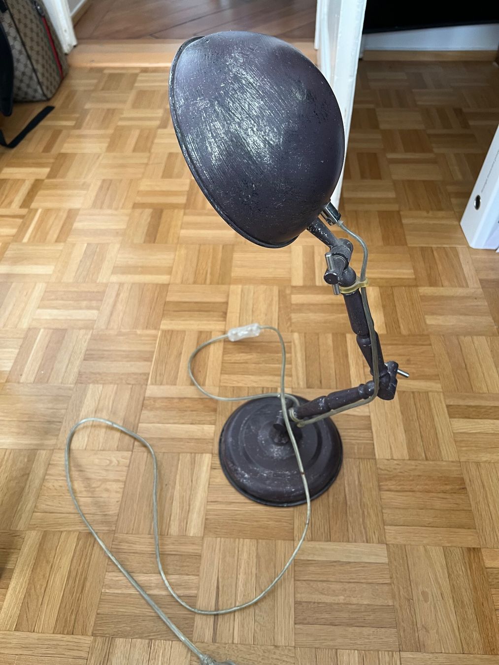 Scrivanie: Bureau + Lampe – Usato da Genève venduto da ism_th6q 4